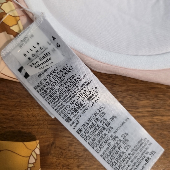 NWT Billabong x Salty Blonde 70's Floral Ruffle Swimsuit Top Bikini Floral FLAW - Picture 4 of 5